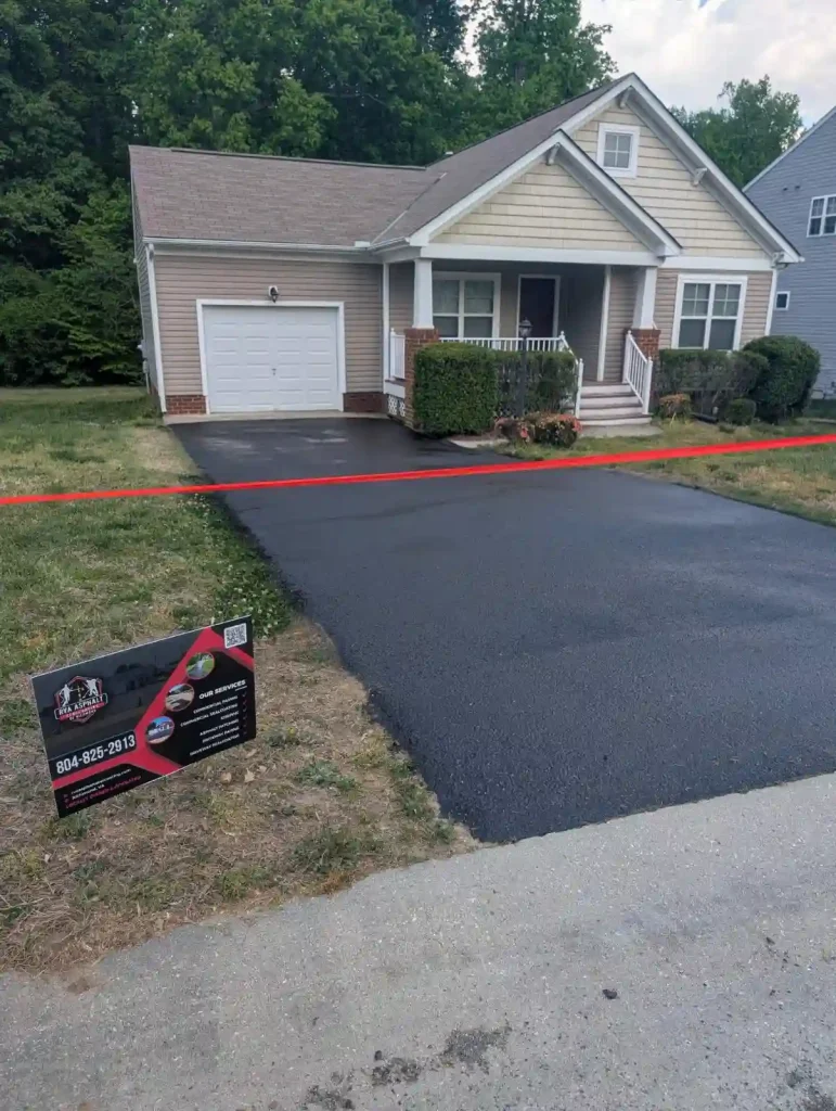 sealcoating 304 O'brien Road Richmond